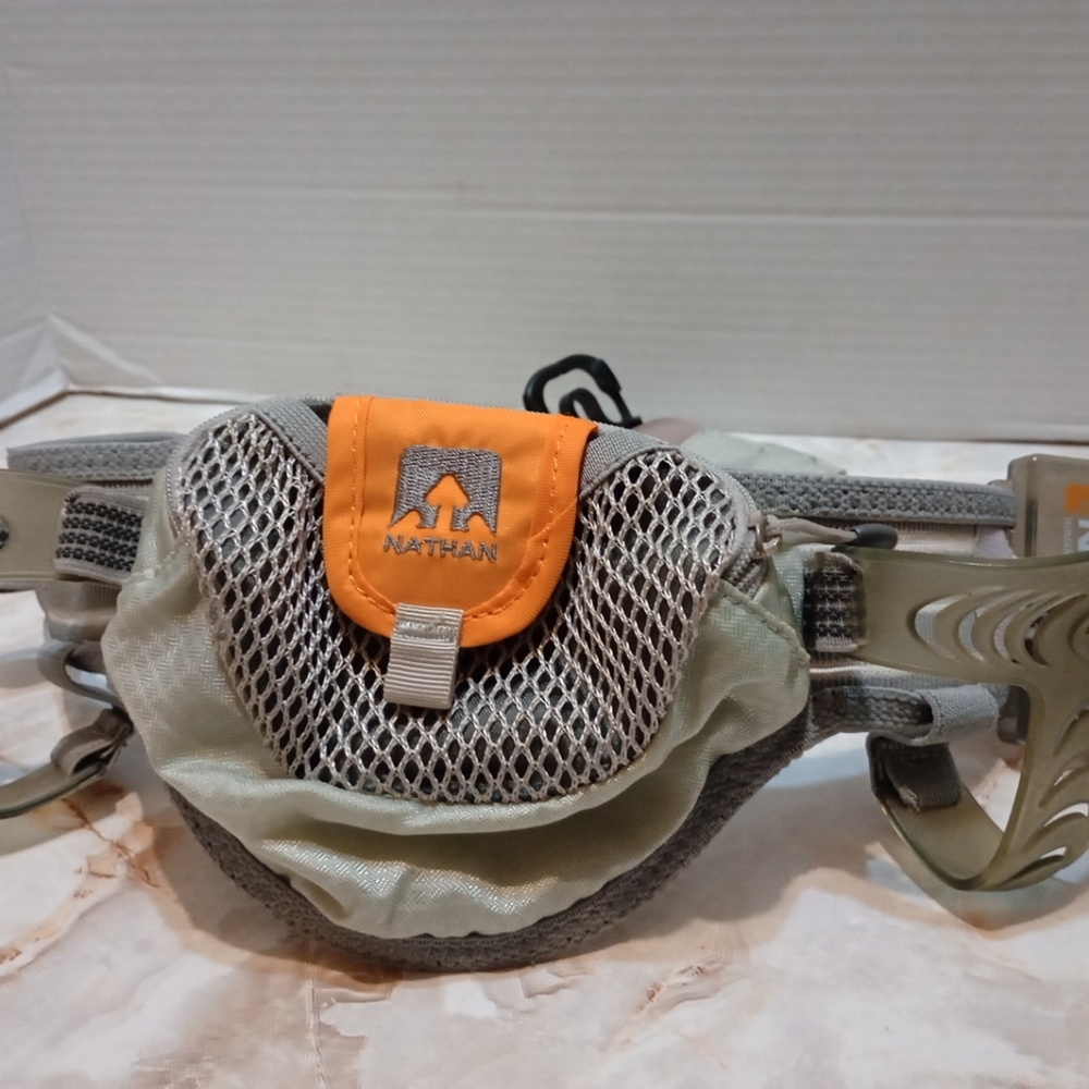 Nathan Hydration Belt NWT